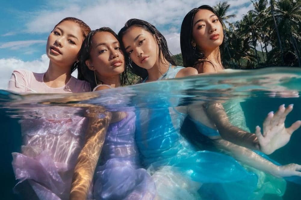 Girl group Indonesia no na yang merilis album debut Island Girl